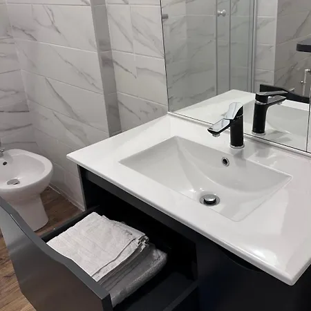 Apartment Pres De La Gare De