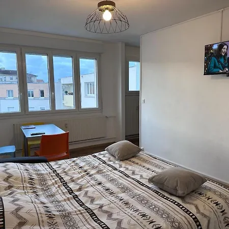 Apartment Pres De La Gare De